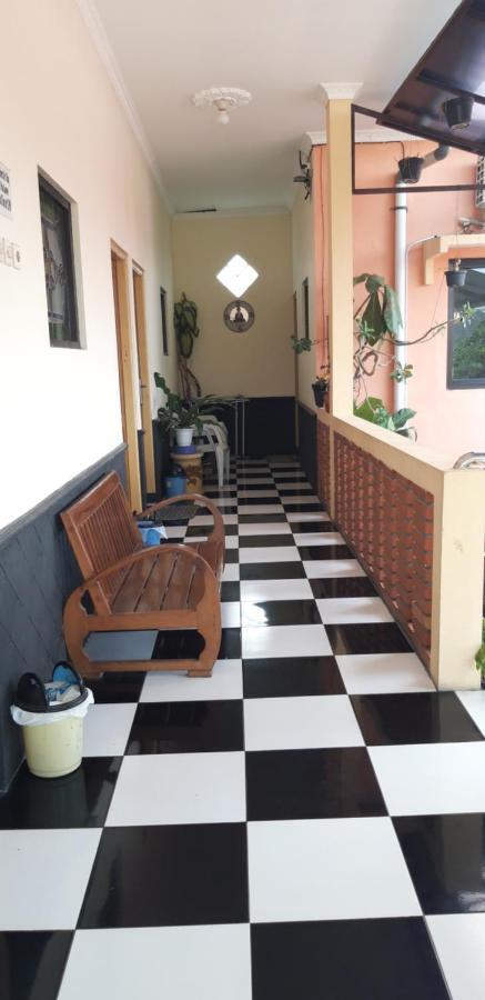 La Javanaise Home Stay Malioboro Yogyakarta Dış mekan fotoğraf